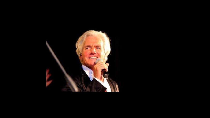 Muere el cantante argentino Sergio Denis por secuelas tras caer del escenario