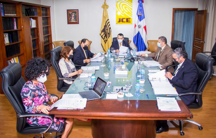 JCE designa directores interinos del Registro Civil y Voto Dominicano en el Exterior