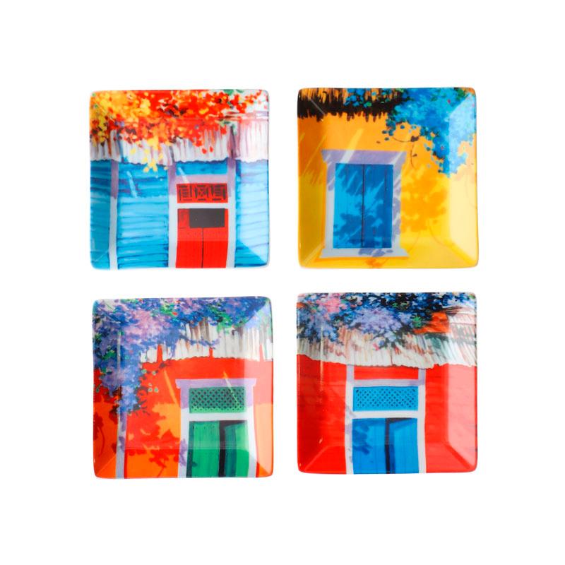 Set de platos cuadrados.