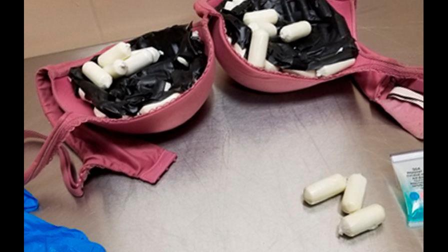 Arrestan dominicana que viajó a Nueva York con cocaína dentro y fuera de su cuerpo Arrestan dominicana que viajó a Nueva York con cocaína dentro y fuera de su cuerpo