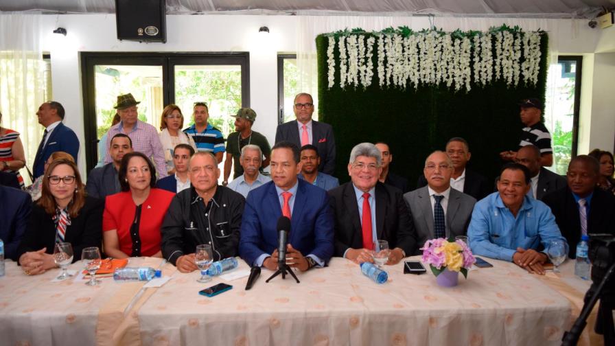 Anuncian acto de apoyo al presidente Medina este domingo en Santiago