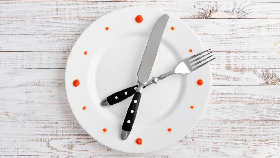 Riesgo cardiometabólico en almuerzo en horario tardío
