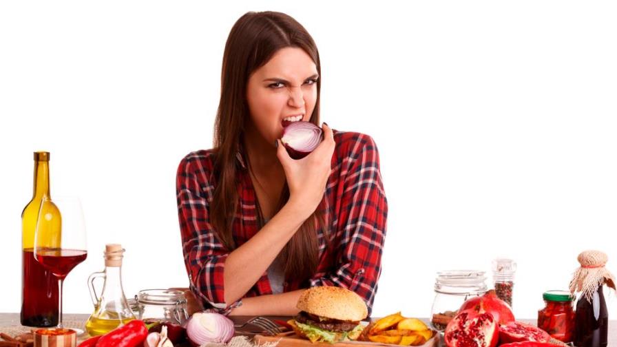 Estos truquitos te quitarán el mal aliento causado por la cebolla y el ajo