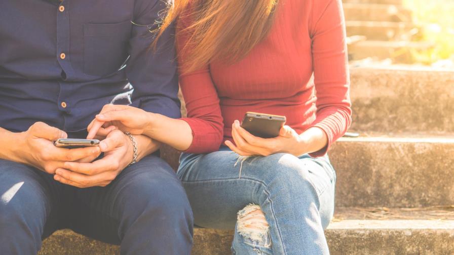 El amor se ha transformado en la época de las redes sociales 