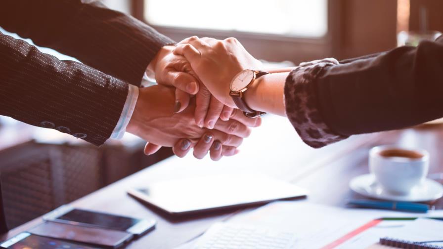 Las personas tienden a ayudarse mutuamente, aunque les suponga un esfuerzo