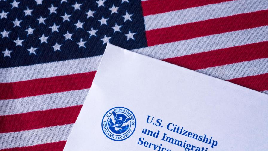 Servicio de Ciudadanía e Inmigración de Estados Unidos anuncia aumento de sus tarifas en un 20%
