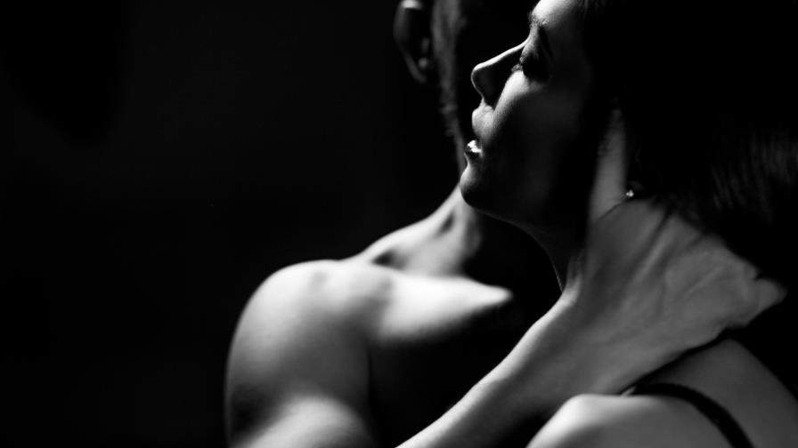 Las relaciones sexuales frecuentes pueden retrasar la menopausia