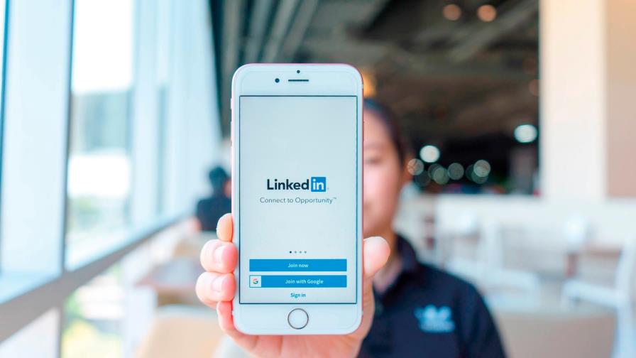 Si no estás en LinkedIn, estás linked out Si no estás en LinkedIn, estás linked out