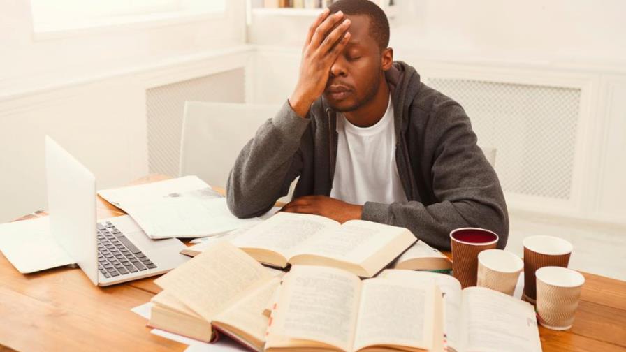 Si mañana tienes un examen, hoy no deberías beber alcohol por esta razón