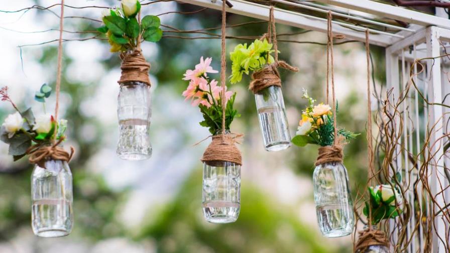 ¡No las tires! Así puedes reutilizar tus botellas de vidrio