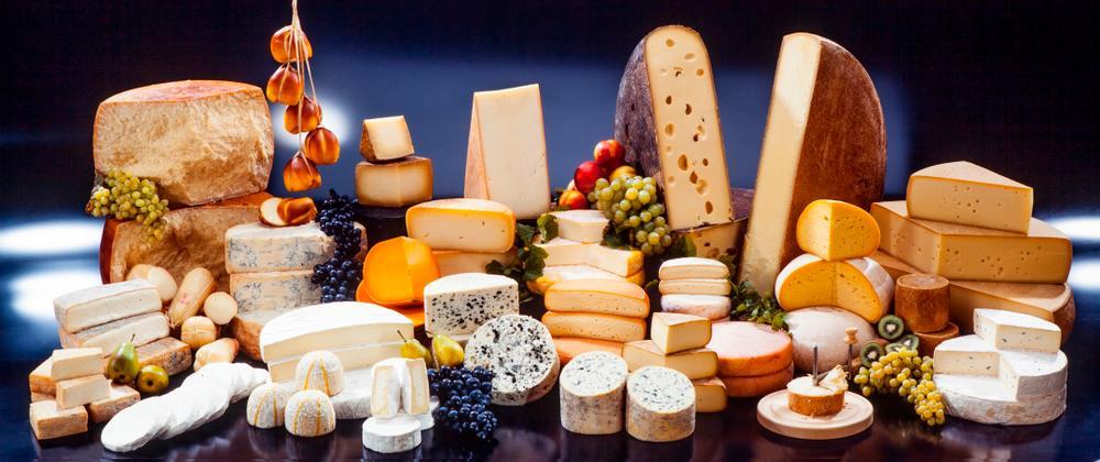 ¿Es saludable comer la cáscara del queso?