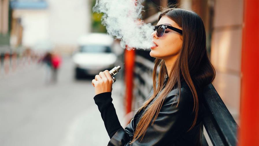 El vapeo: una ruleta química de ingredientes que pueden causar cáncer