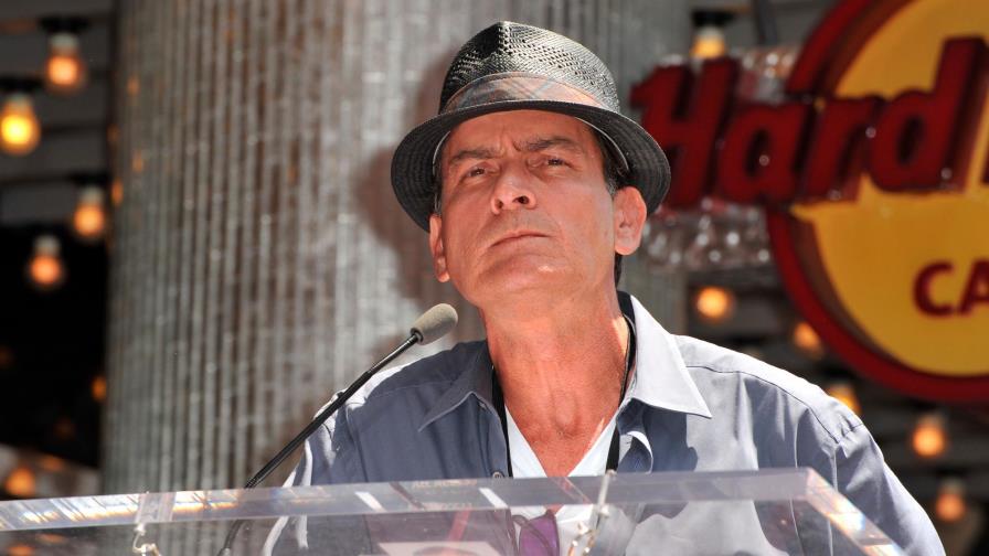 Charlie Sheen atraviesa un duro momento