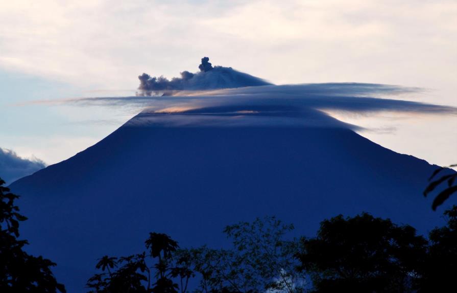 Instituto Geofísico de Ecuador advierte nuevo pulso eruptivo en volcán Sangay