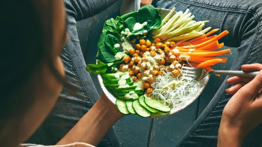 Cómo lograr una buena alimentación durante la cuarentena