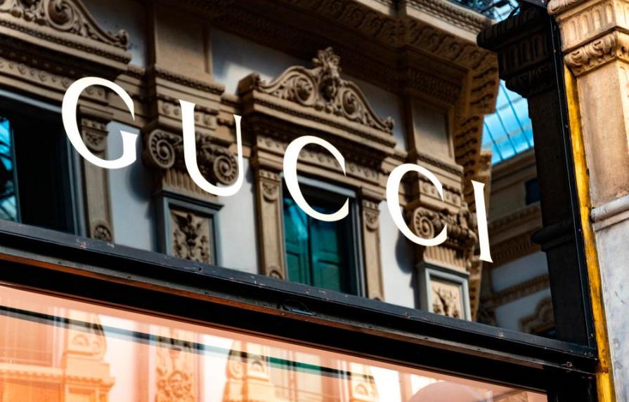 Dakota Johnson y Harry Styles juntos en proyecto de Gucci