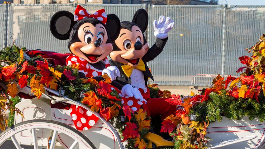 Disney posterga apertura de parques temáticos en California