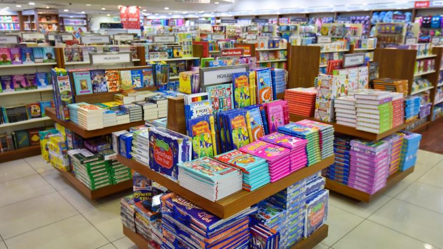 La boda entre el libro de papel y la obra virtual La boda entre el libro de papel y la obra virtual