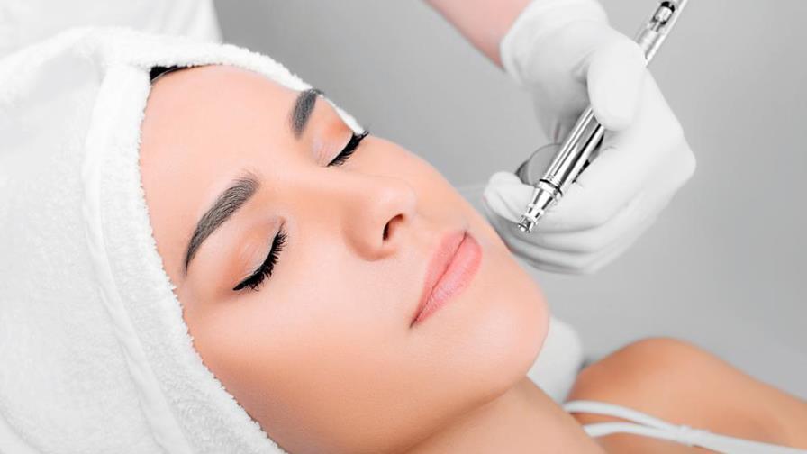 Jet Peel: la nueva tendencia en tratamiento para la piel del rostro