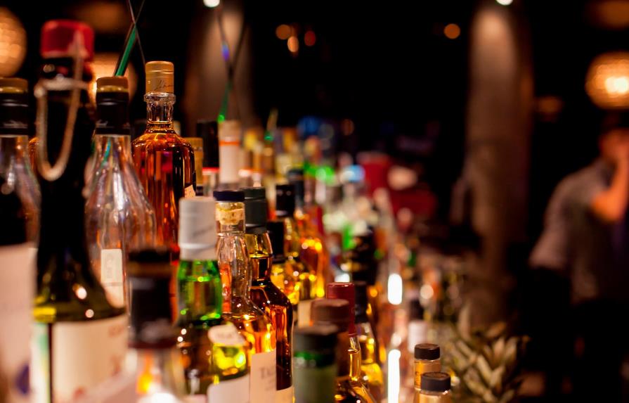 Productores de ron piden a ciudadanos consumir bebidas de marcas formales para evitar muertes