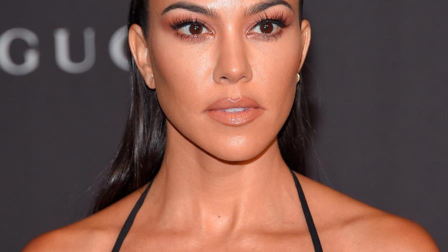 Kourtney Kardashian clarifica todo acerca de su embarazo