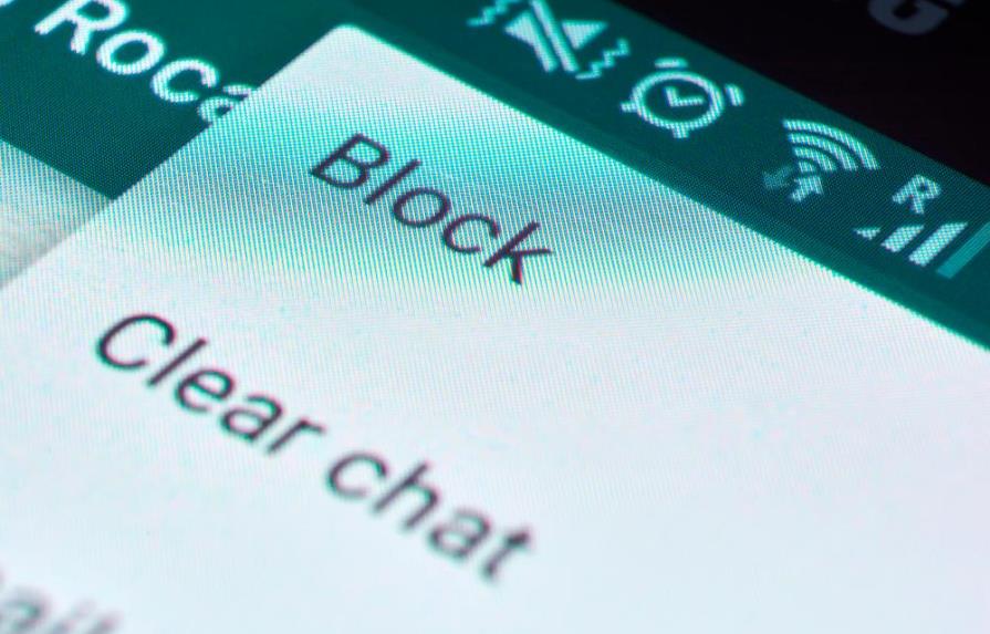 Puedes evitar que alguien te envíe un mensaje, aún sin bloquearlo de WhatsApp