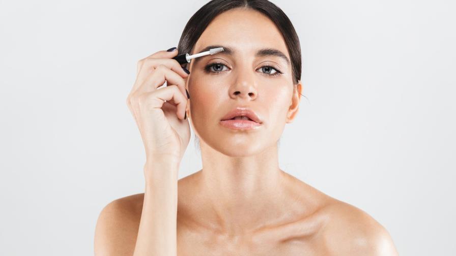 Guía de cuidados para que tus cejas y pestañas luzcan perfectas Guía de cuidados para que tus cejas y pestañas luzcan perfectas