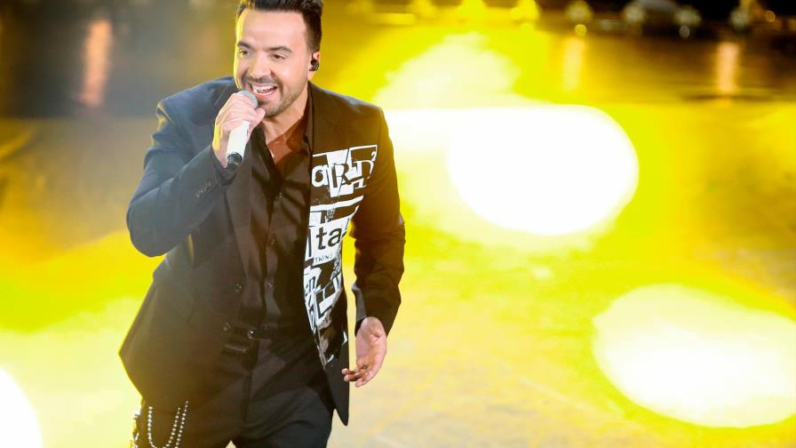 ¿Cuántas veces y con quién estuvo casado Luis Fonsi?