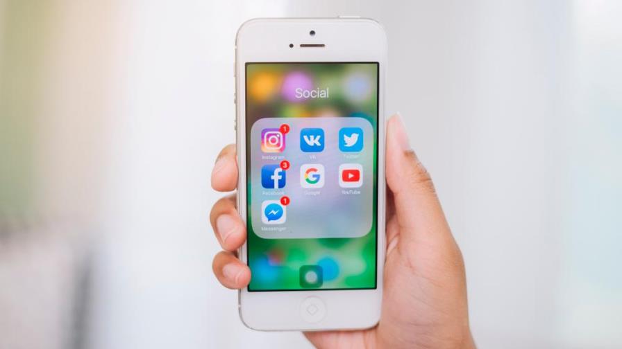 ¡Alerta a tu privacidad! Facebook e Instagram piden a los usuarios de iOS que no desactiven el rastreo publicitario