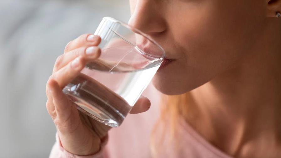 Estas señales te indican que no estás bebiendo suficiente agua