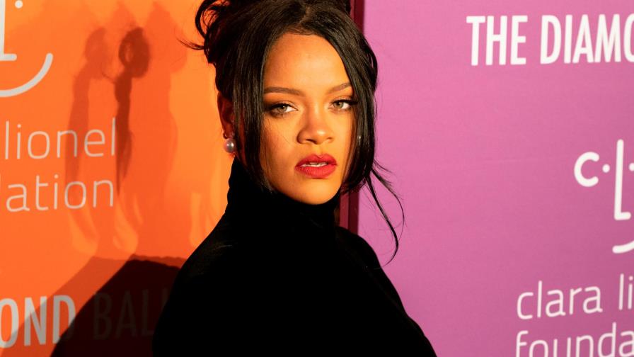 Rihanna explota las redes y enamora a todos
