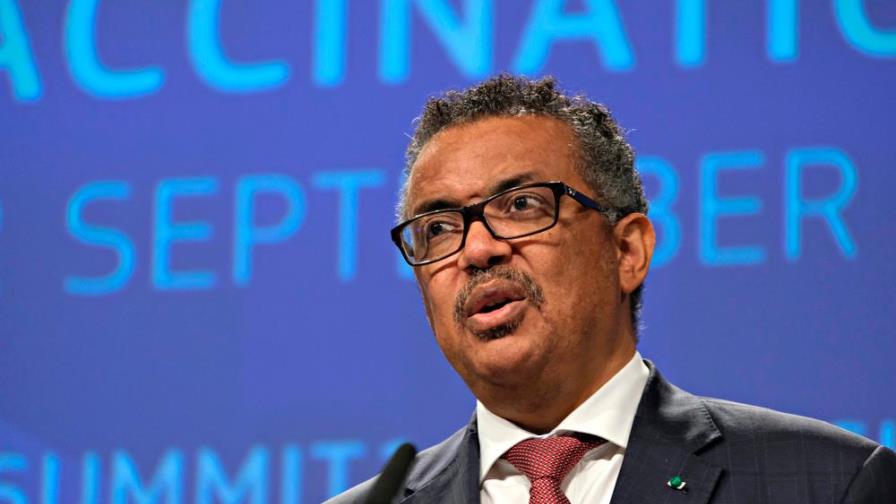 ¡Ahora la OMS dice que no hay que saludarse con el codo!