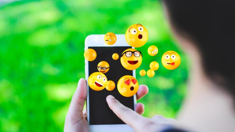 Así puedes enviar emojis gigantes en WhatsApp
