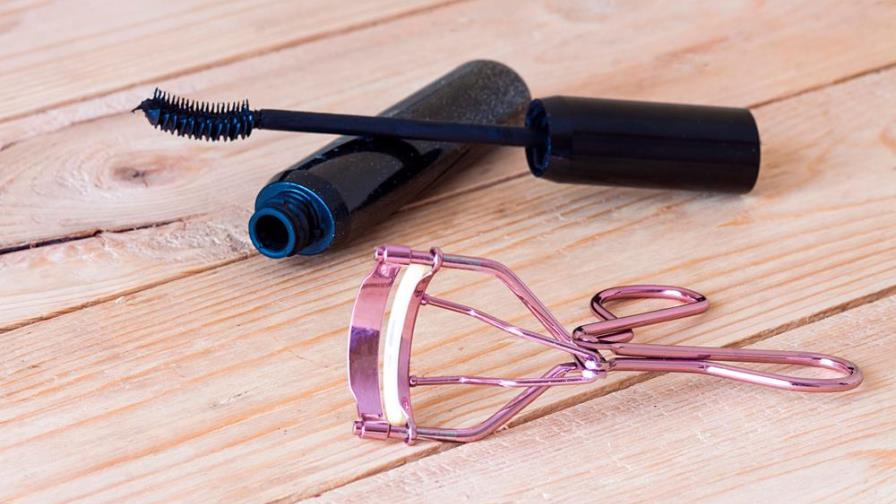 Máscara para pestañas: qué hacer si manchaste tu ropa