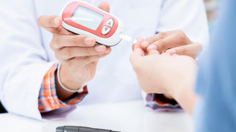 Tasa de diabetes es casi dos veces más alta en hispanos y negros en Estados Unidos