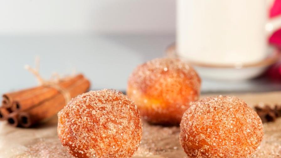 Por qué y de qué manera el azúcar daña tu piel