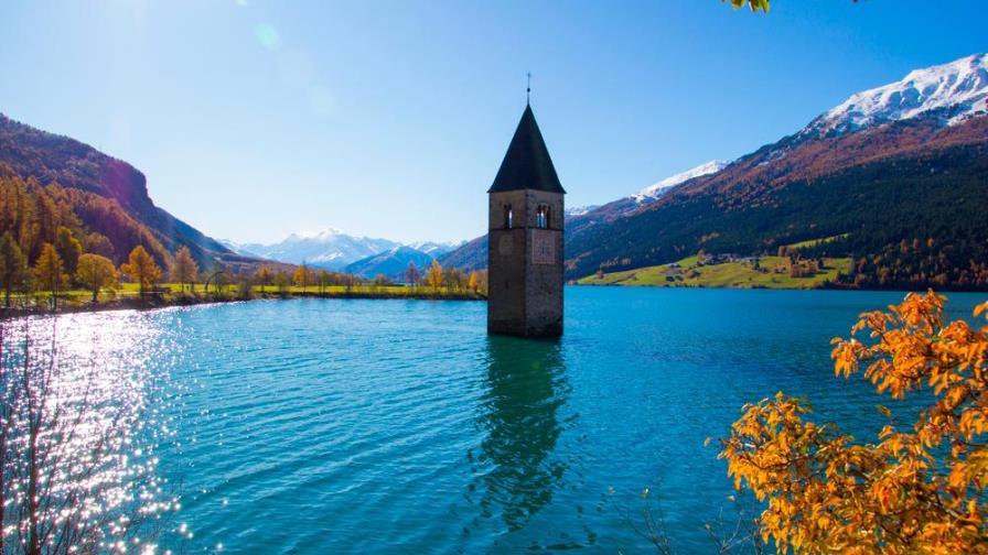 ¡Drenaron un lago y apareció un pueblo entero!