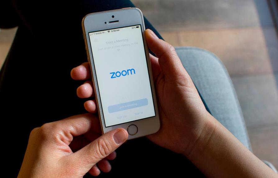 Zoom tiene una falla de seguridad que permite a cualquiera entrar en las conferencias