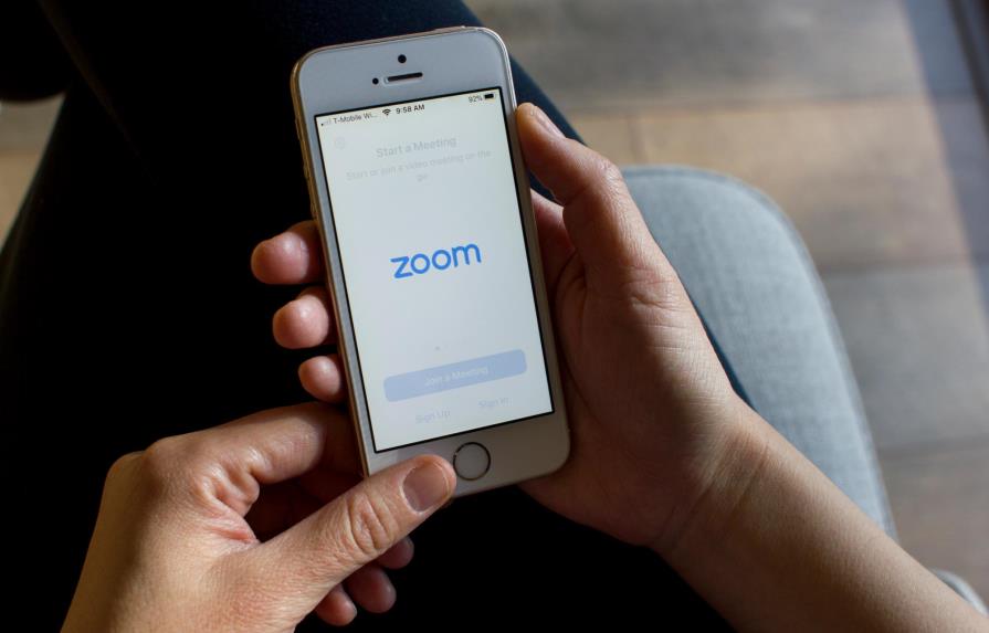 Zoom, la plataforma que ha generado millones durante el confinamiento