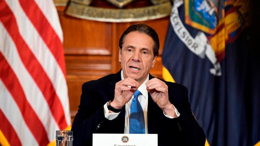 El gobernador de Nueva York recuerda que el cierre de colegios lo decide él El gobernador de Nueva York recuerda que el cierre de colegios lo decide él