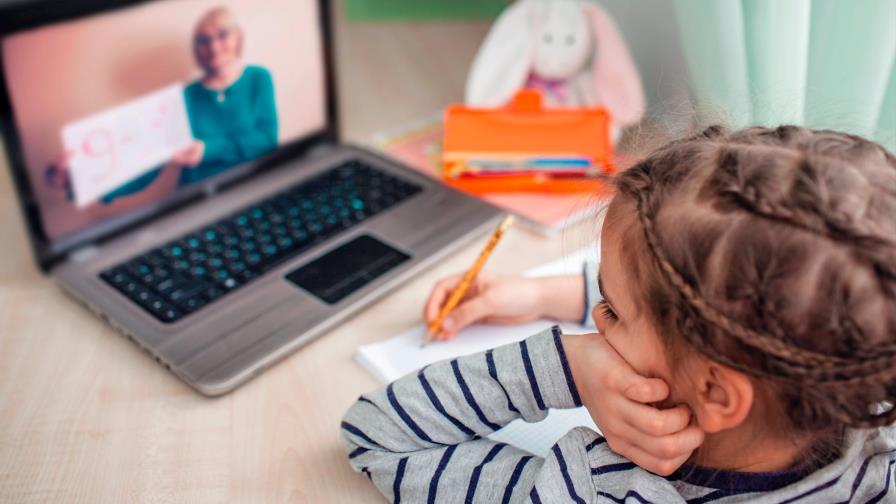 Las clases virtuales generan deudas a estadounidenses, según un informe Las clases virtuales generan deudas a estadounidenses, según un informe
