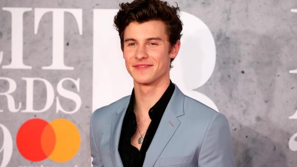 Shawn Mendes estrena su propia mercadería - Diario Libre