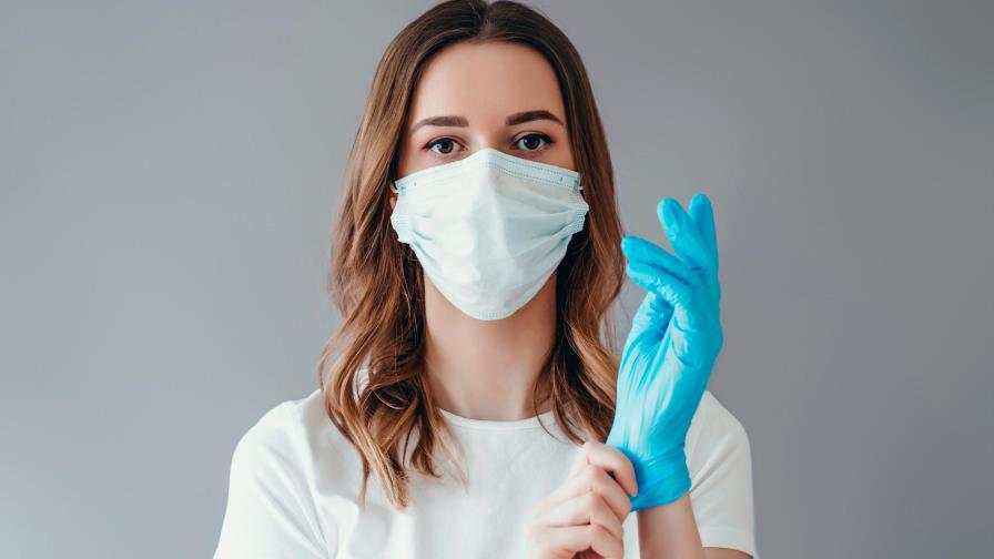 Estos son los errores más comunes si usas guantes para protegerte de contagios Estos son los errores más comunes si usas guantes para protegerte de contagios