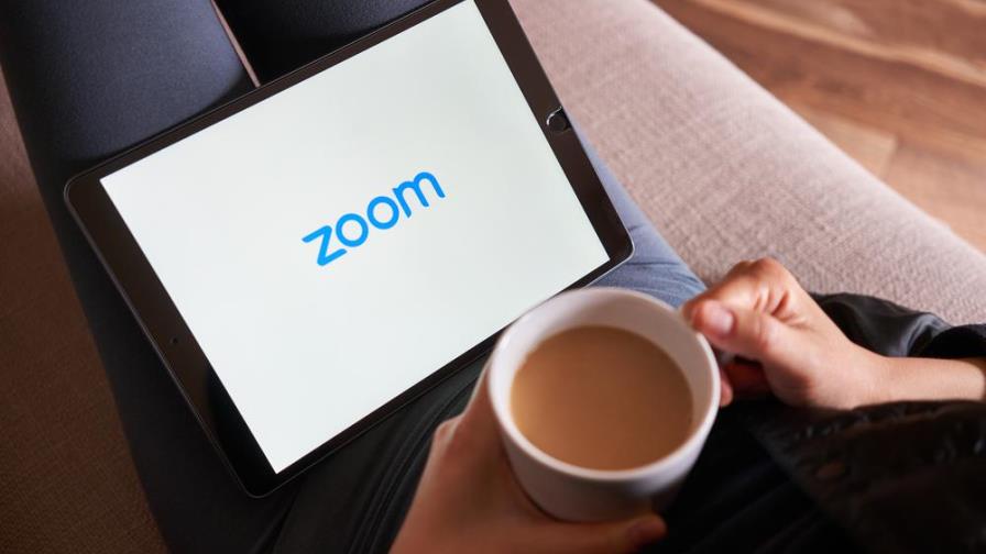 Más de 100 decorados nuevos para tu reunión de Zoom hechos por la BBC