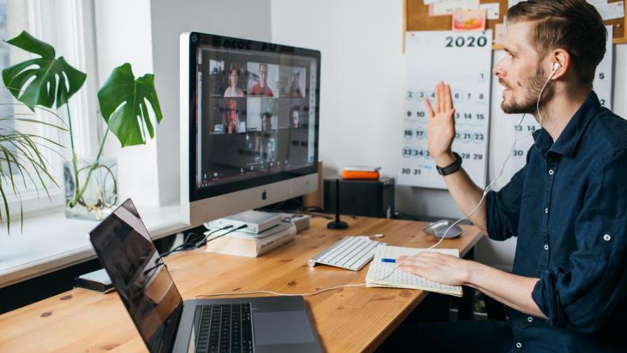 Por qué las reuniones en Zoom pueden ser tan agotadoras