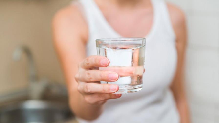 La fórmula correcta para saber cuánta agua debes beber