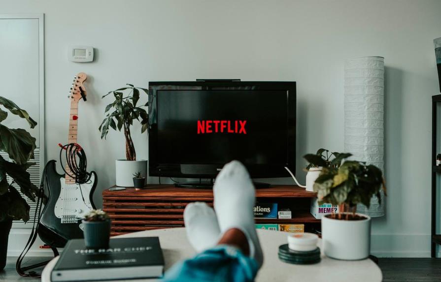 3 maneras de ver Netflix en tu televisor si no es Smart TV