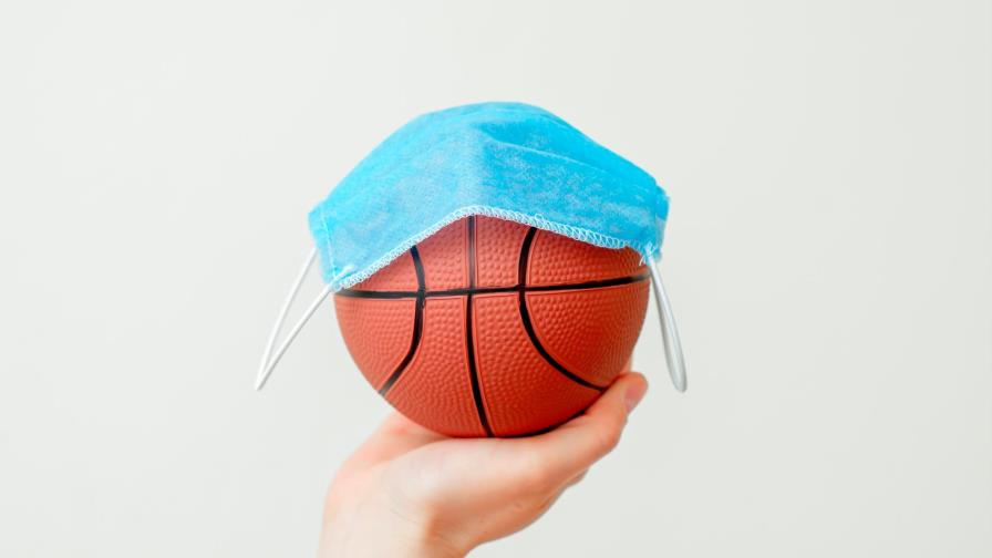El coronavirus ataca de nuevo a la NBA... ¡y de manera severa!