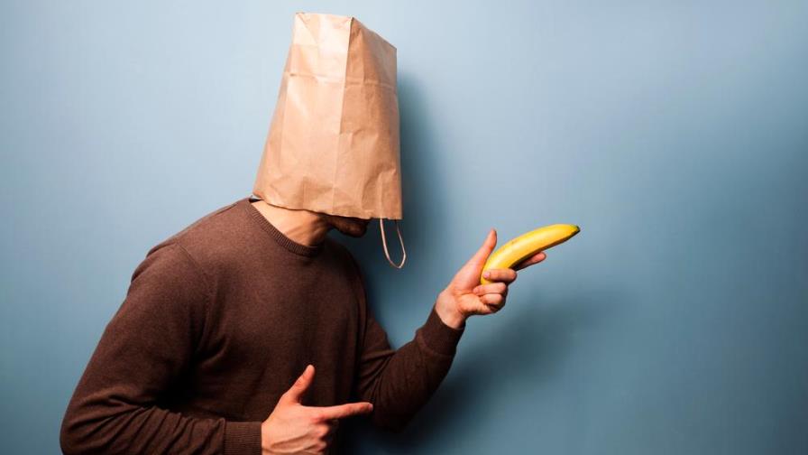 Quiso entrar a robar con una banana y se fue con las manos vacías
