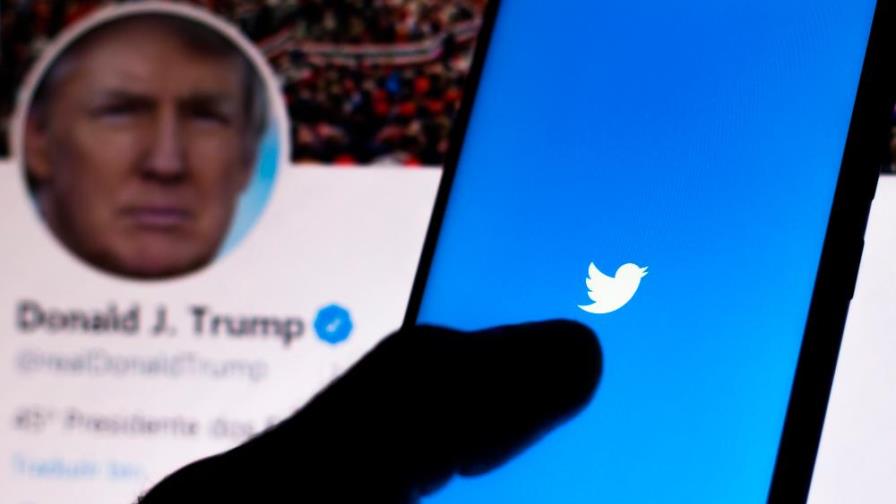¡Se desploma Twitter tras la prohibición a Trump!